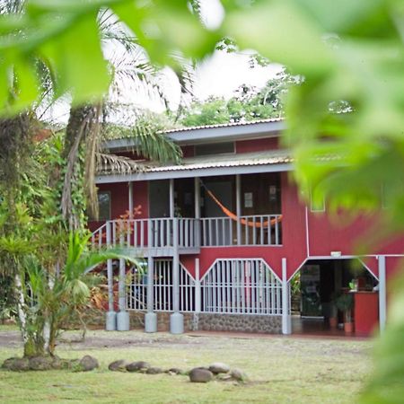 Islas Del Rio Hostel Tirimbina Eksteriør billede