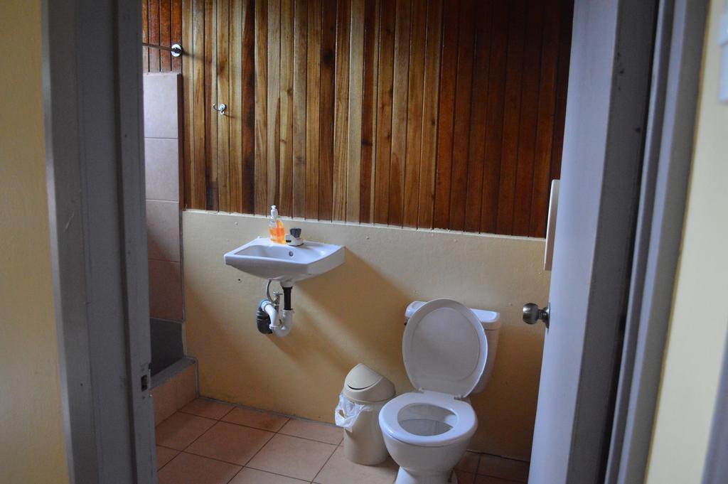 Islas Del Rio Hostel Tirimbina Værelse billede