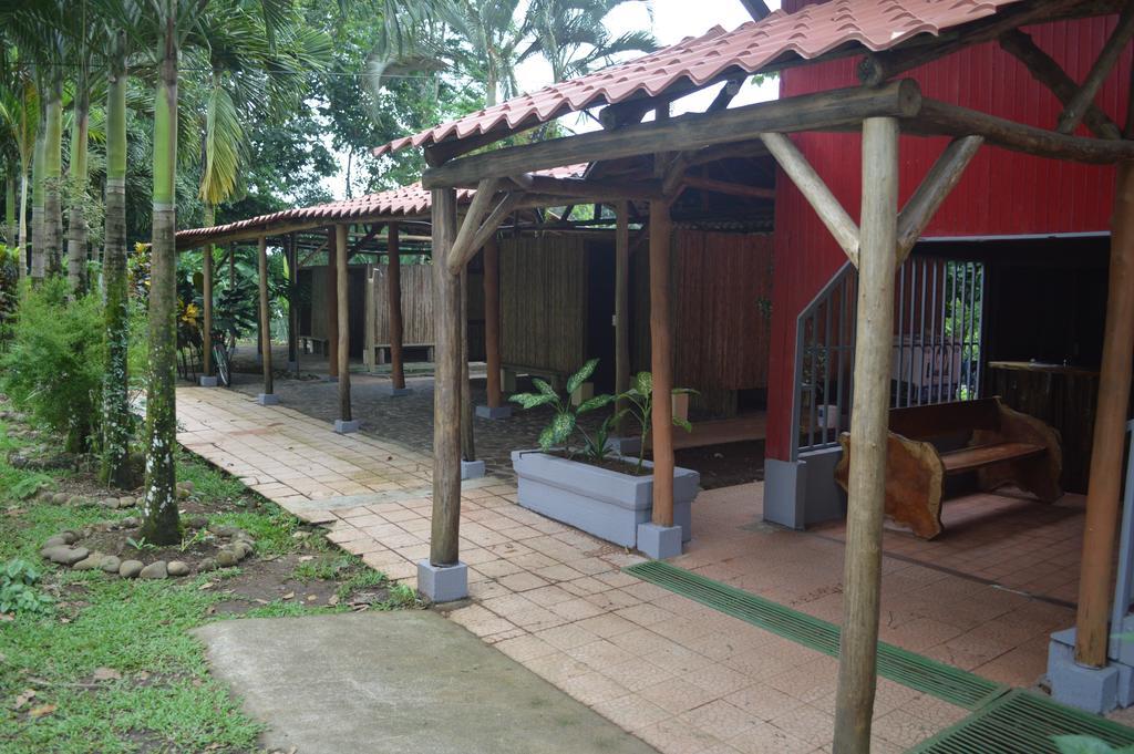 Islas Del Rio Hostel Tirimbina Eksteriør billede