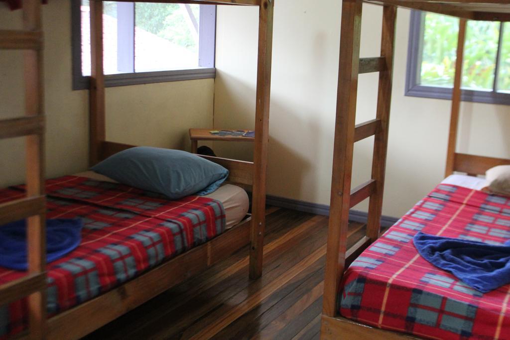 Islas Del Rio Hostel Tirimbina Eksteriør billede