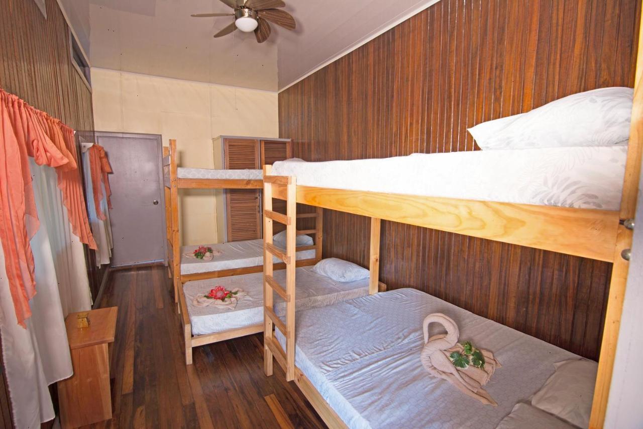 Islas Del Rio Hostel Tirimbina Eksteriør billede