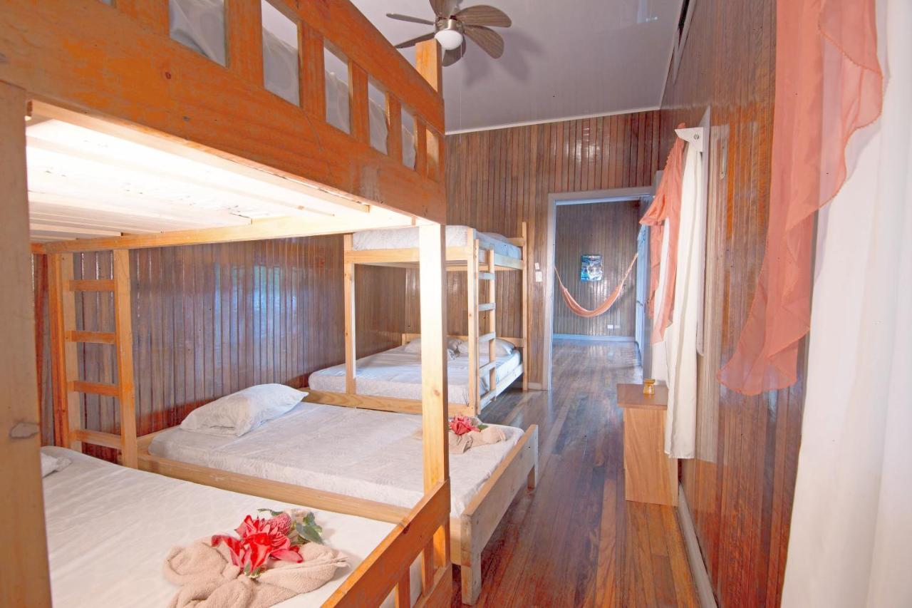 Islas Del Rio Hostel Tirimbina Eksteriør billede